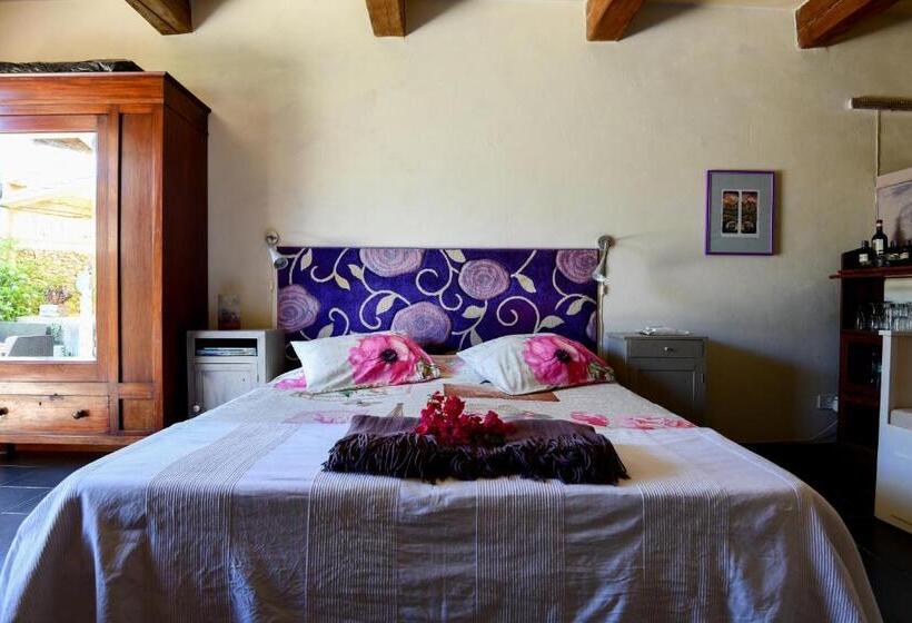 اتاق سوپریور خانوادگی, Charming B&b Dar Ta Zeppi