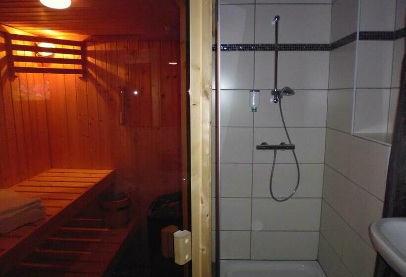 Люкс, B&b V.k. Pgmbh