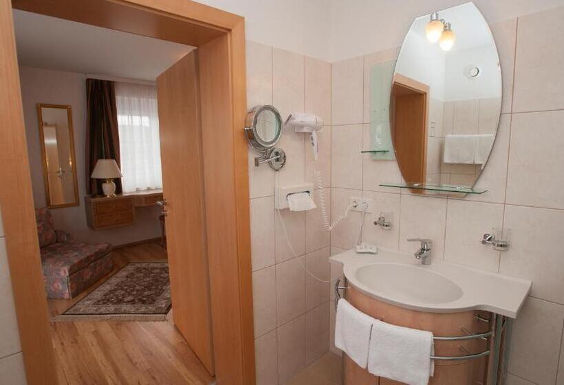 Номер Deluxe с Балконом, Villa Katharina