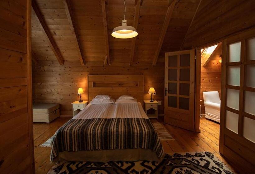 Семейный Номер, Bucovina Lodge Pension