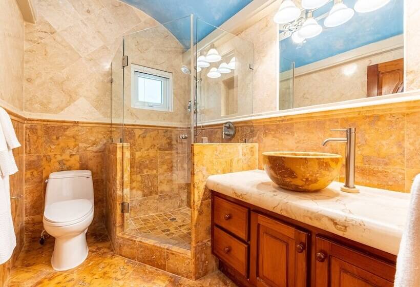 Вилла 3 Спальни, Belizean Cove Estates