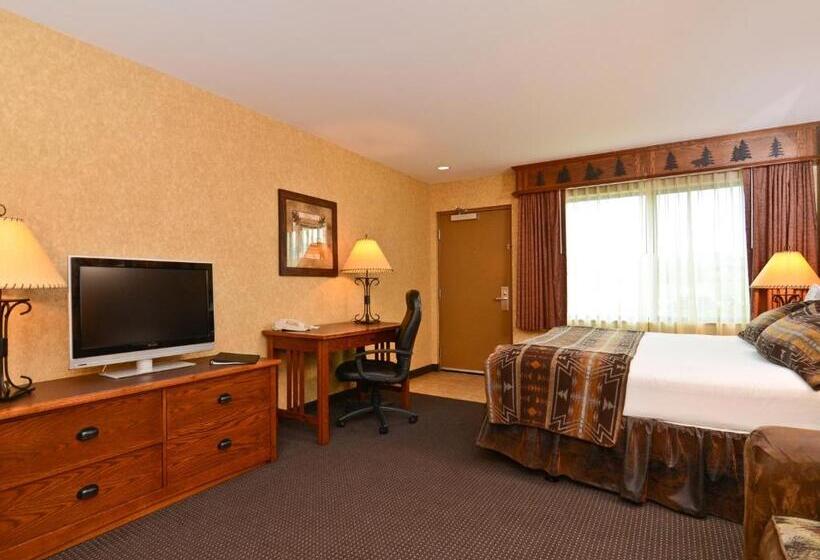 带大床的豪华间, Best Western Plus Kelly Inn And Suites
