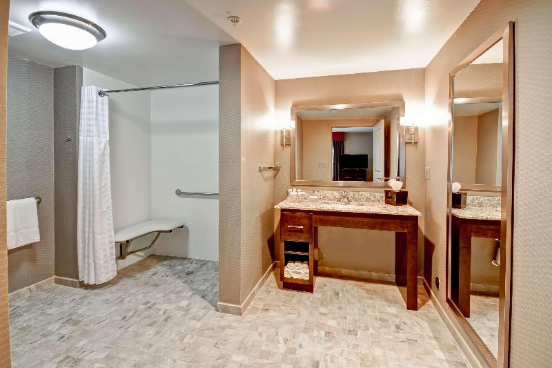 Номер Стандарт, Gatwick Turret Guest House