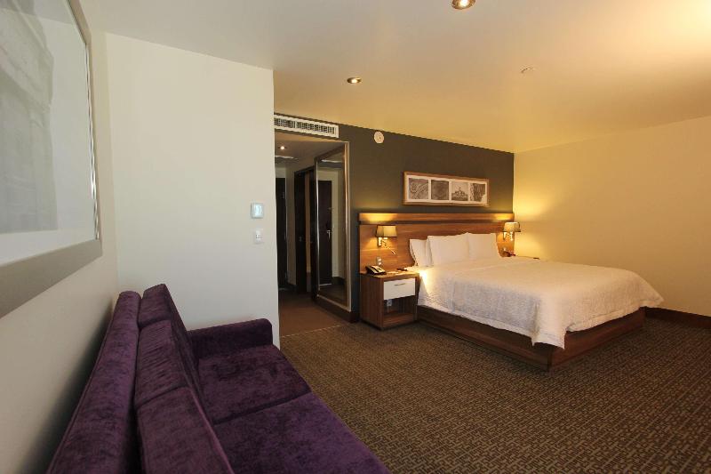 Номер Стандарт, Holiday Inn Express   Indianapolis   Southeast, An Ihg