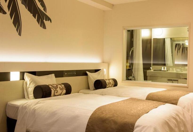 수피리어 트리플 룸, Kanehide Kise Beach Palace