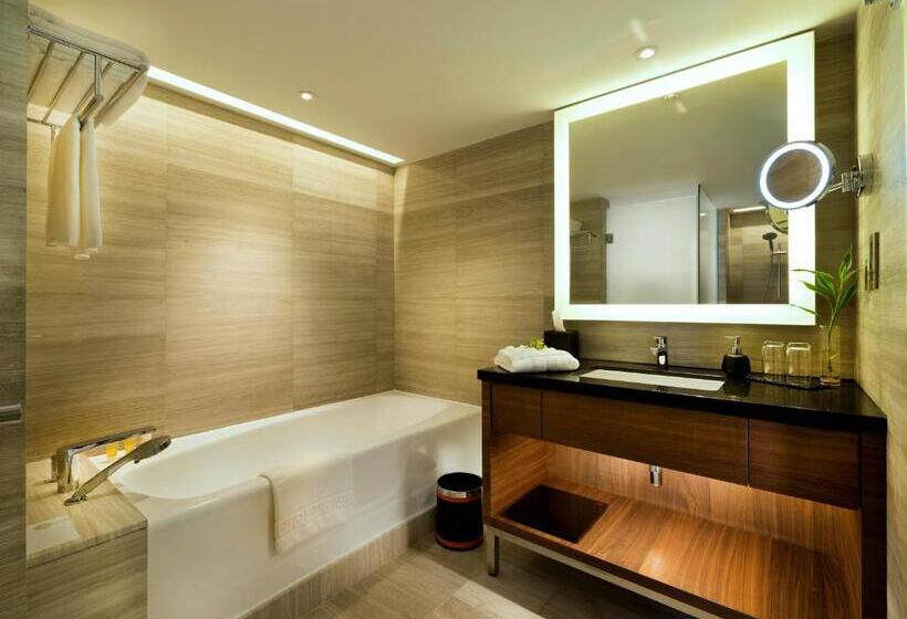 스탠다드 룸 킹사이즈 침대, The Saujana Hotel Kuala Lumpur
