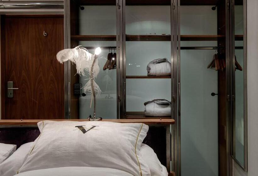 اتاق لوکس با چشم‌انداز, Backstage Boutique Spa