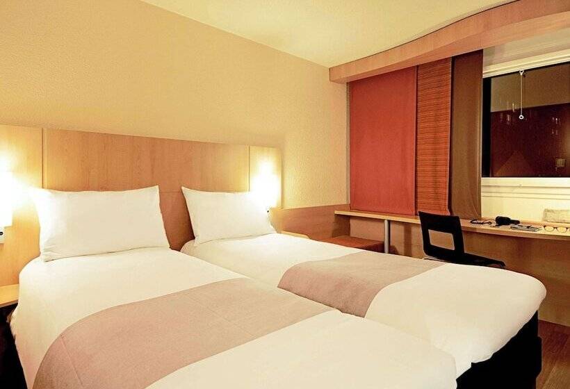 Номер Стандарт, Ibis Aberdeen Centre – Quayside