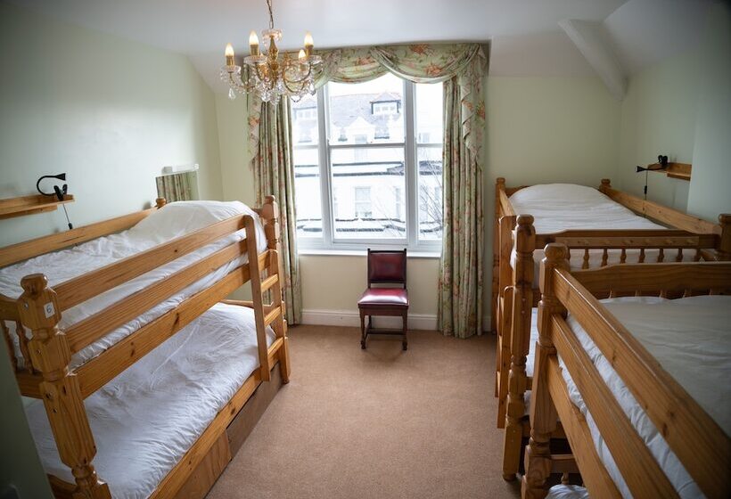 Кровать в Общей Комнате, Llandudno Hostel