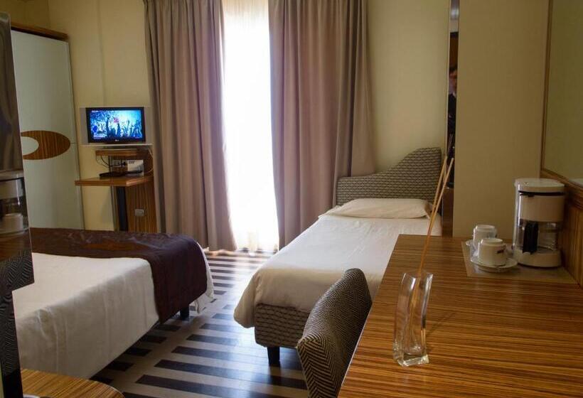 Superior Triple Room Sea View, Bibione Palace