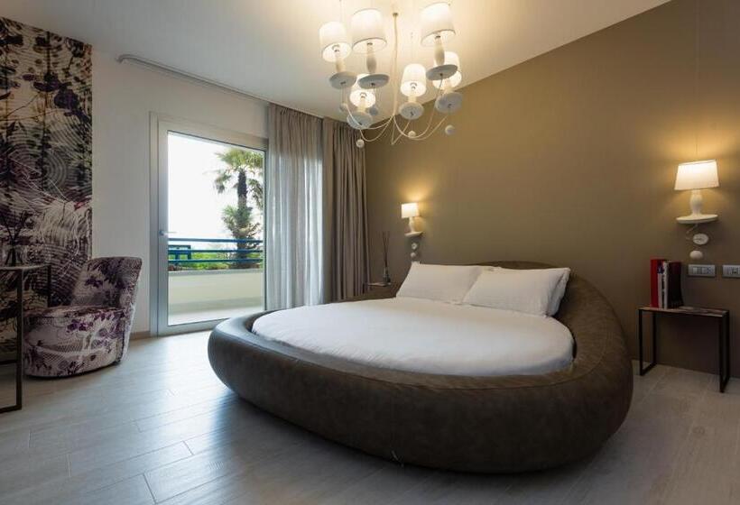 带海景的复工套房, Bibione Palace