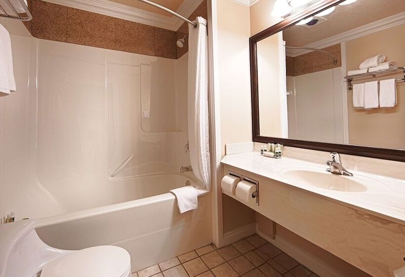 Люкс, Best Western Plus Mirage Hotel And Resort