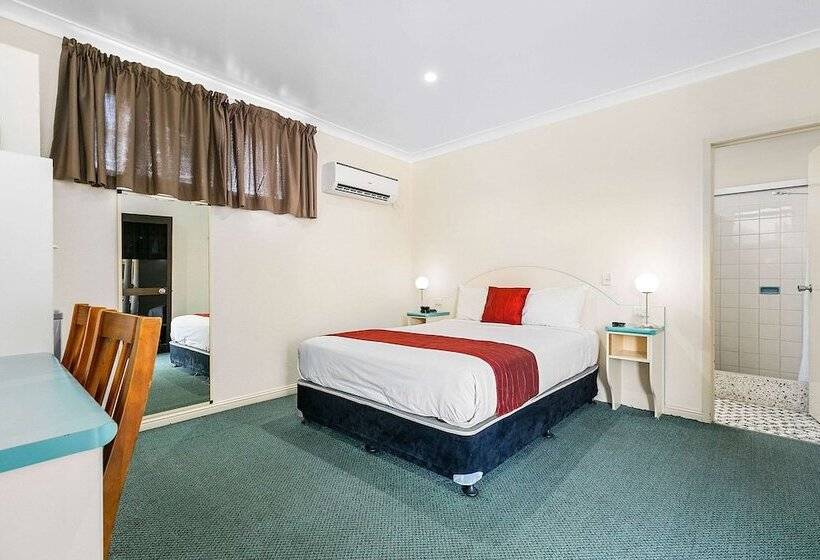 패밀리 스위트, Econo Lodge Park Lane