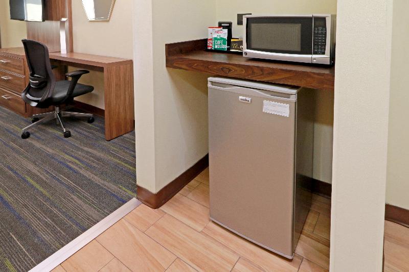 Quarto Estandar, Holiday Inn Express Piedras Negras, An Ihg