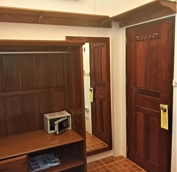 Quarto Estandar Individual, Top Resort