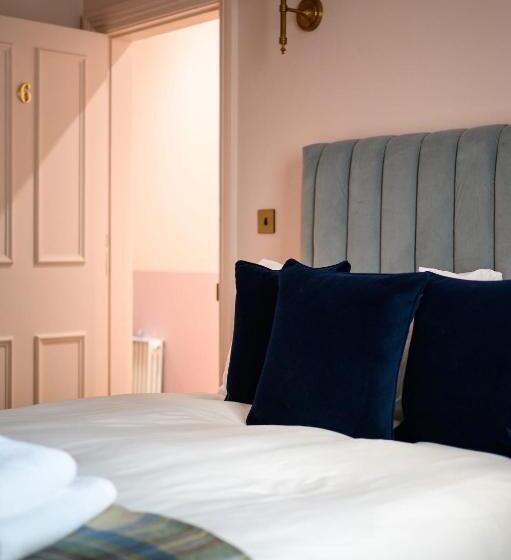 Номер Стандарт, Queen Charlotte Guesthouse