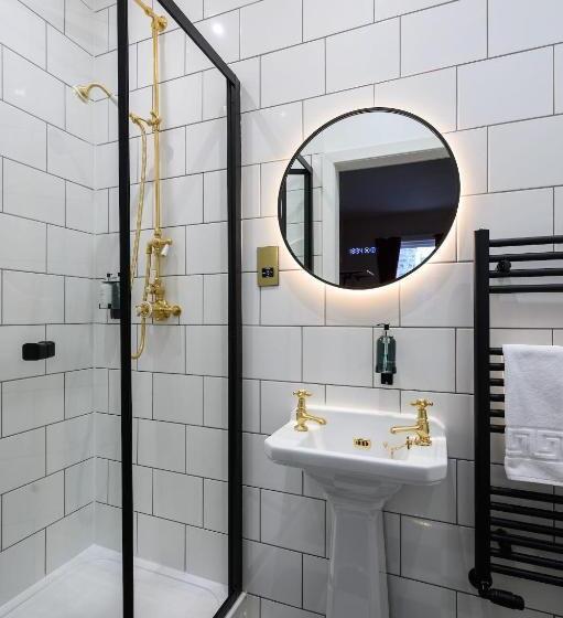 Номер Стандарт, Queen Charlotte Guesthouse