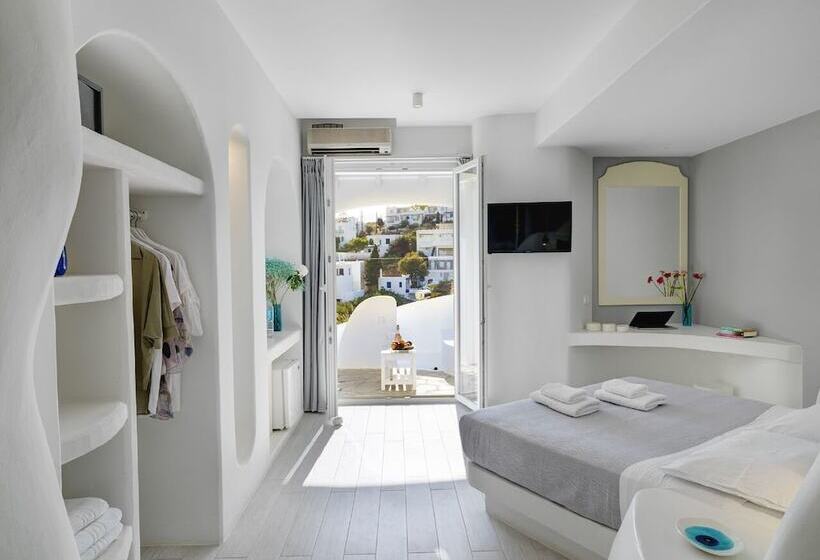Люкс с Бассейном, Aloni Hotel & Suites