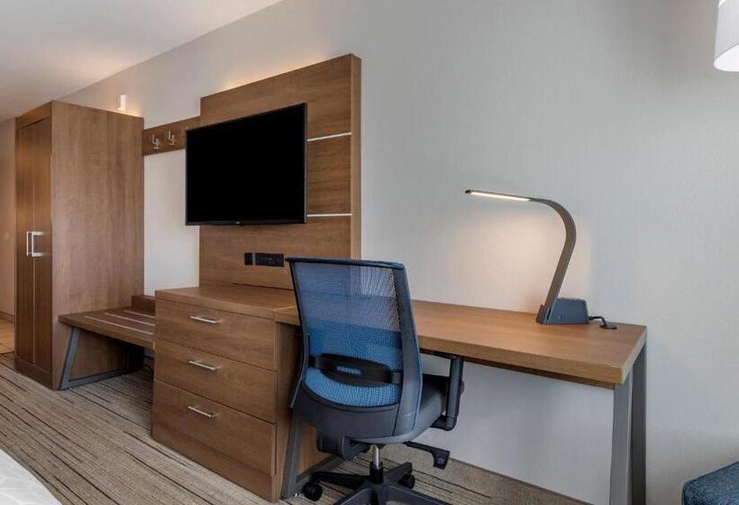 스탠다드 룸 킹사이즈 침대, Holiday Inn Express Hotel And Suites Natchitoches, An Ihg