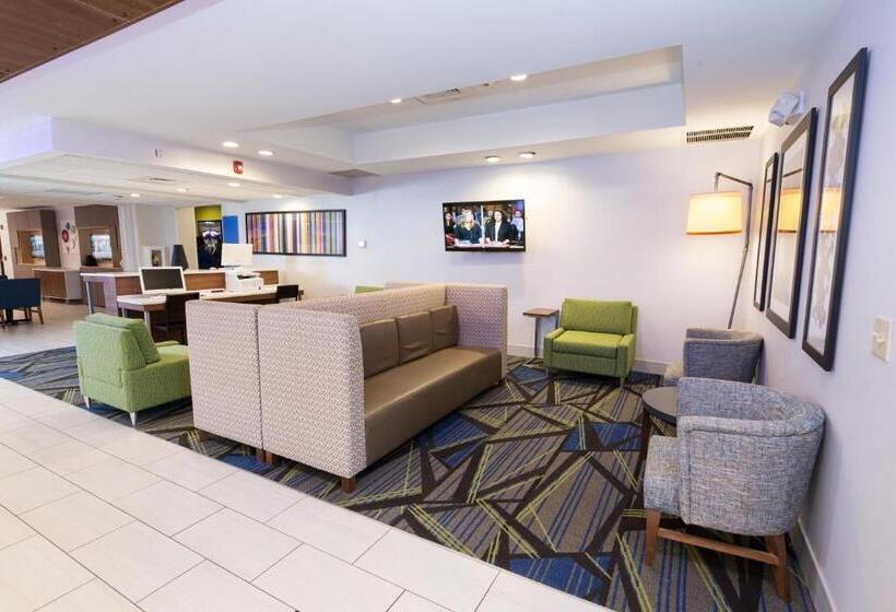 Номер Стандарт, Holiday Inn Express Hotel & Suites Clinton, An Ihg