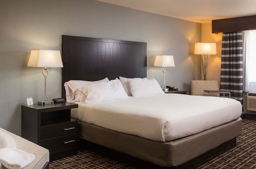 Люкс Вид на Реку, Holiday Inn Express Le Claire Riverfront Davenport, An Ihg
