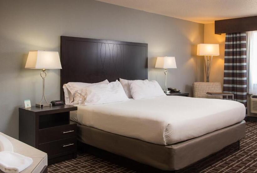 Люкс Вид на Реку, Holiday Inn Express Le Claire Riverfront Davenport, An Ihg