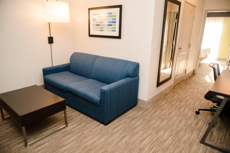 Люкс Кровать Кинг, Holiday Inn Express Winona, An Ihg