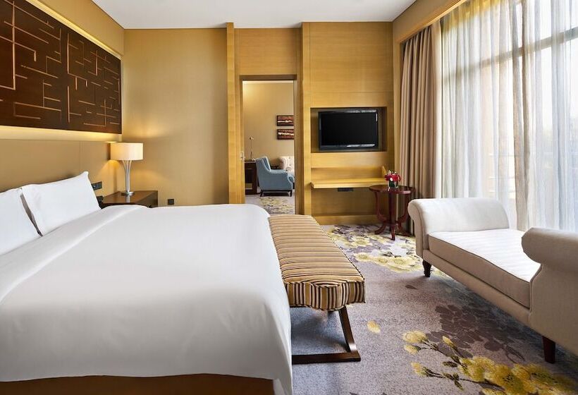 Номер Премиум, Crowne Plaza Ordos By Ihg