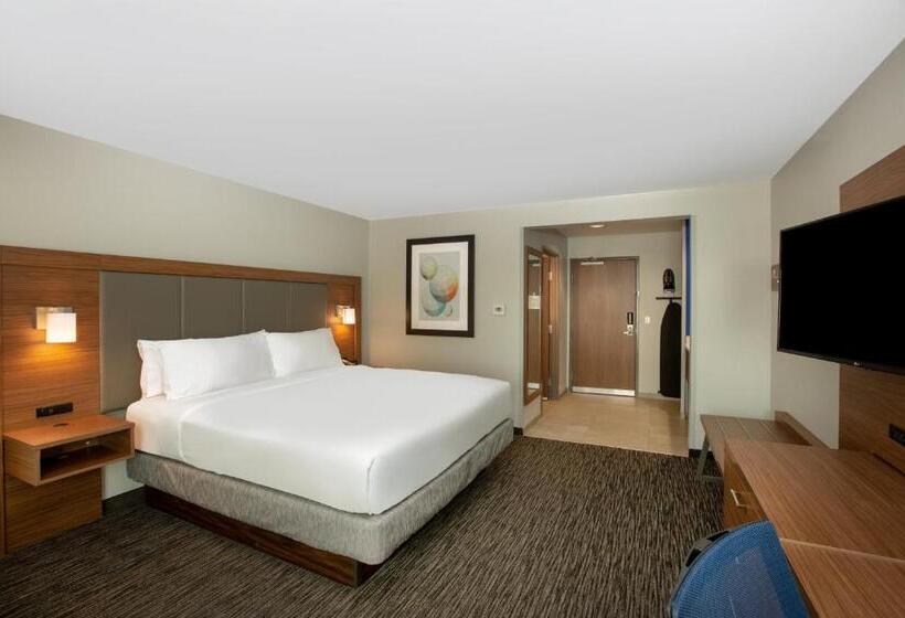 带大床的标准间, Holiday Inn Express Hotel & Suites Columbus, An Ihg