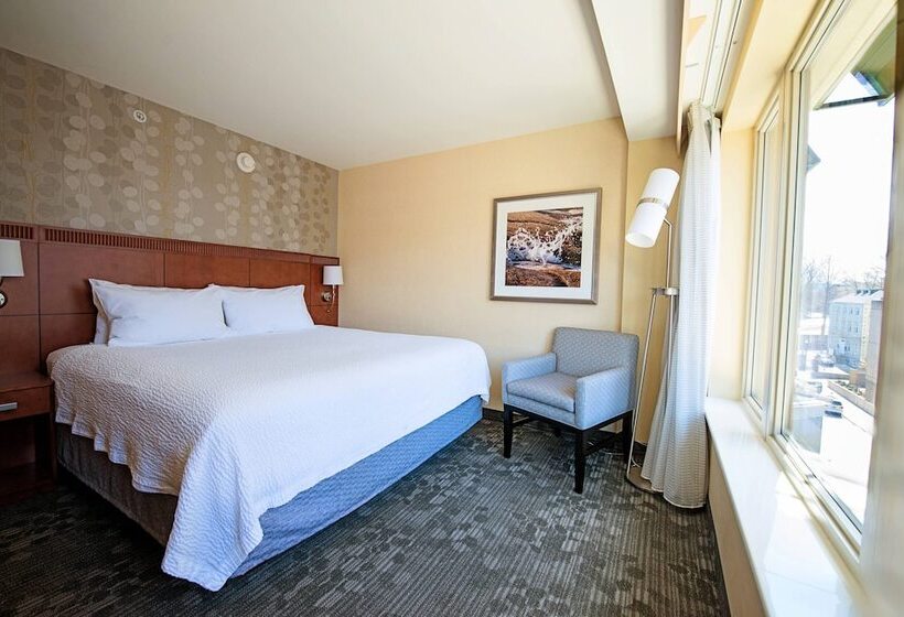 シティビュースイート, Courtyard By Marriott Halifax Downtown