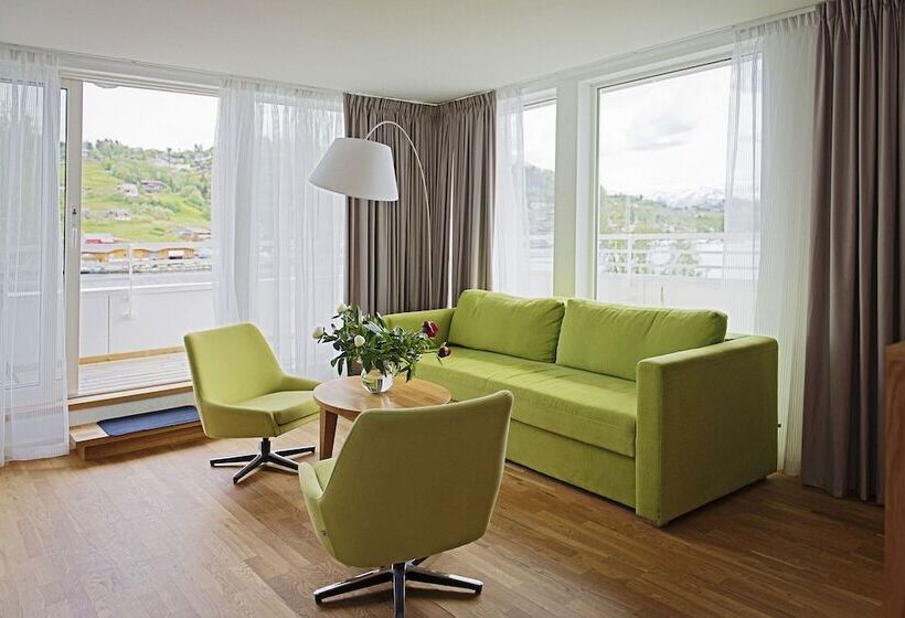 Люкс Вид на Море, Thon Hotel Sandven