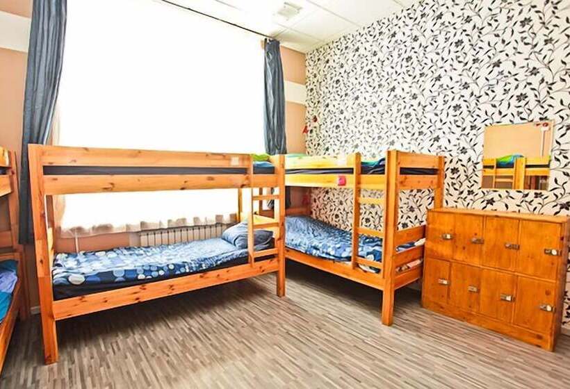 Кровать в Общей Комнате, Napoleon Hostel