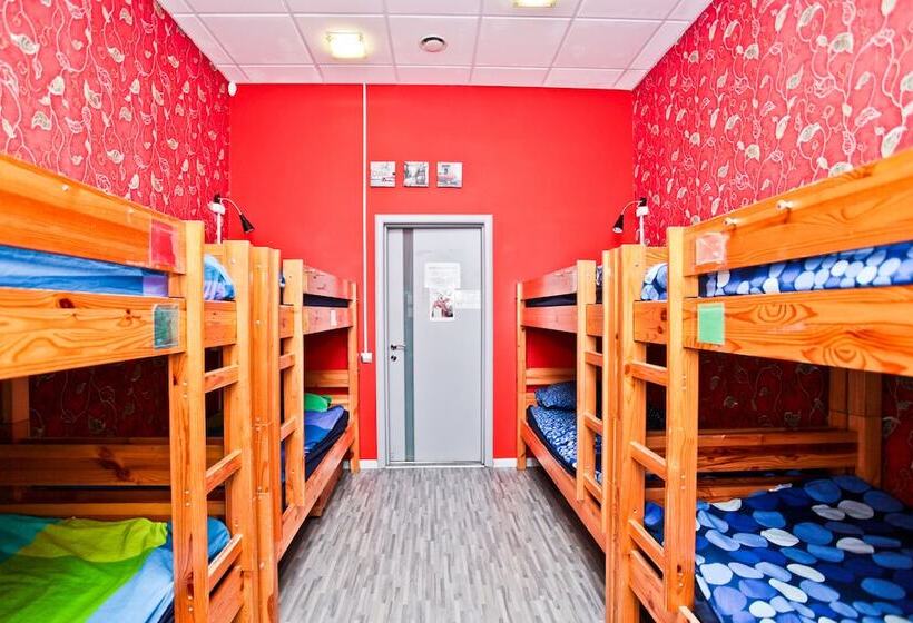 Семейный Номер, Napoleon Hostel