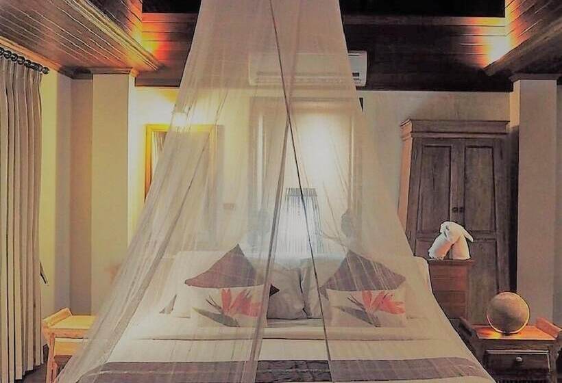 سوییت جونیور, Chivapuri Beach Resort