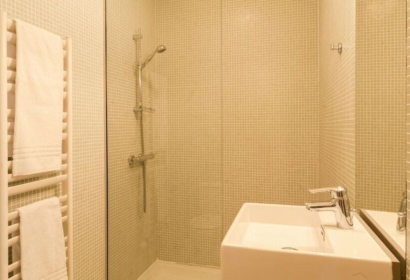 Номер Комфорт, The Originals Boutique, Hôtel ô Gayot, Bagnolesdel Orne