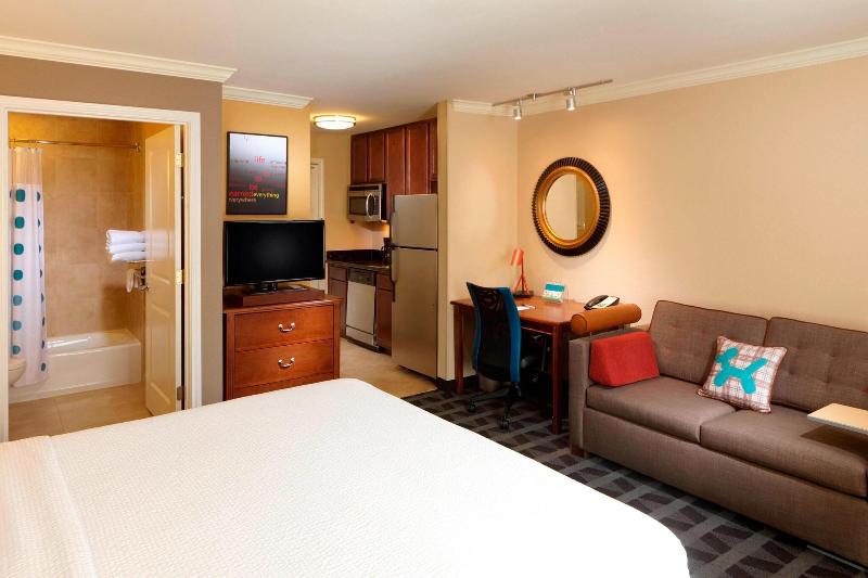 Студио Стандарт Кровать Кинг, Towneplace Suites Houston Intercontinental Airport