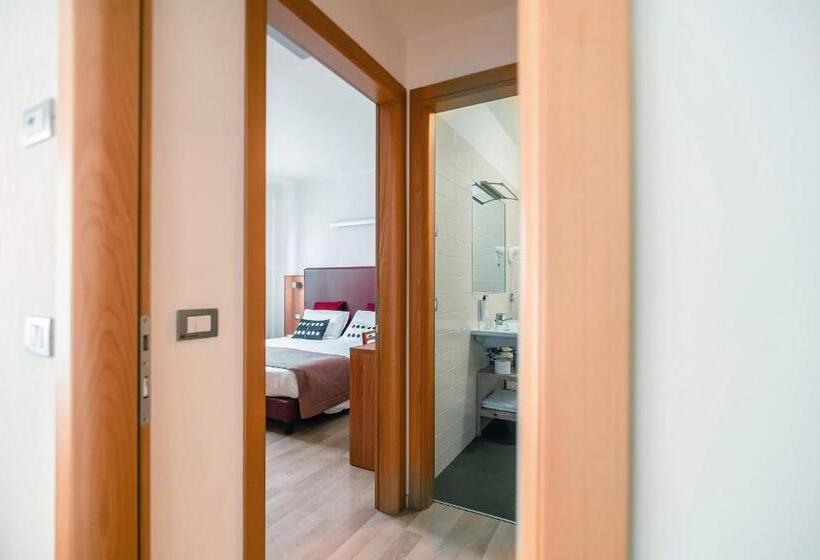 Люкс, Domino Suite Hotel & Residence