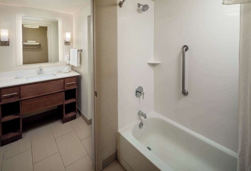 Люкс 2 Спальни, Homewood Suites By Hilton Wallingford Meriden