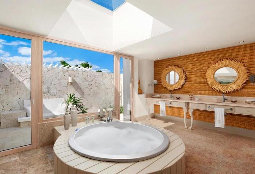 ویلای 4 خوابه, Eden Roc Cap Cana