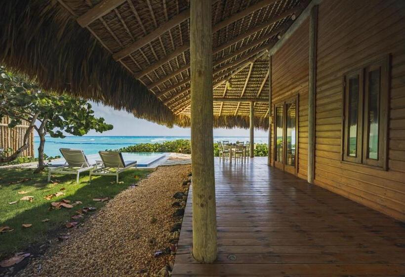 بانگلوی استاندارد, Eden Roc Cap Cana