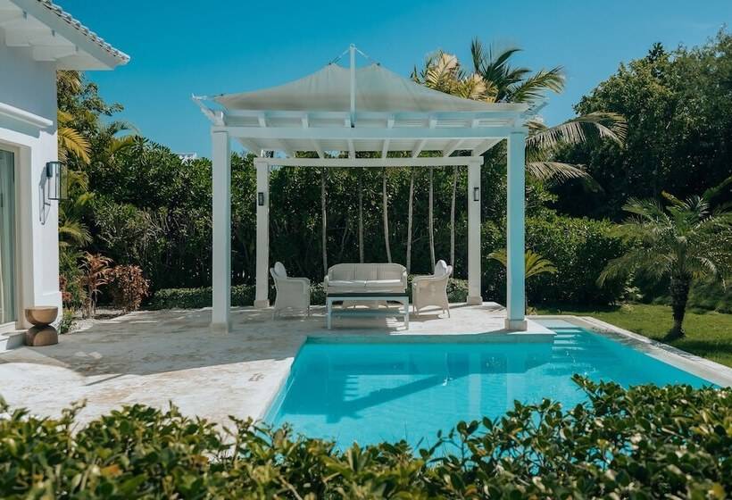 سوییت لوکس, Eden Roc Cap Cana