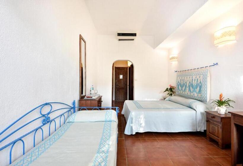 Номер Стандарт Трехместный, Arbatax Park Resort   Ville Del Parco