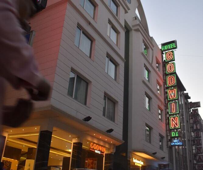标准工作室, Godwin Deluxe  Near New Delhi Railway Station   Paharganj