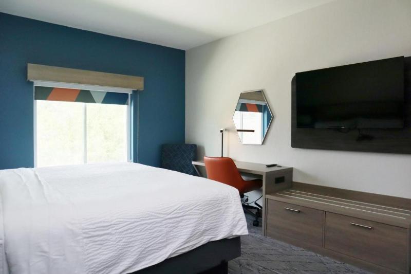 Люкс Кровать Кинг, Holiday Inn Express Baton Rouge North, An Ihg