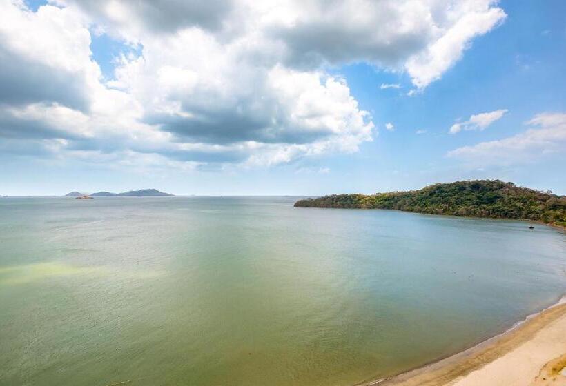Номер Deluxe Вид на Море с Балконом, The Westin Playa Bonita Panama
