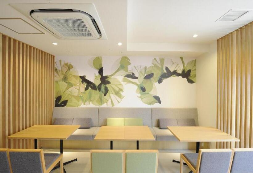 Номер Комфорт, Best Western Hotel Fino Osaka Shinsaibashi