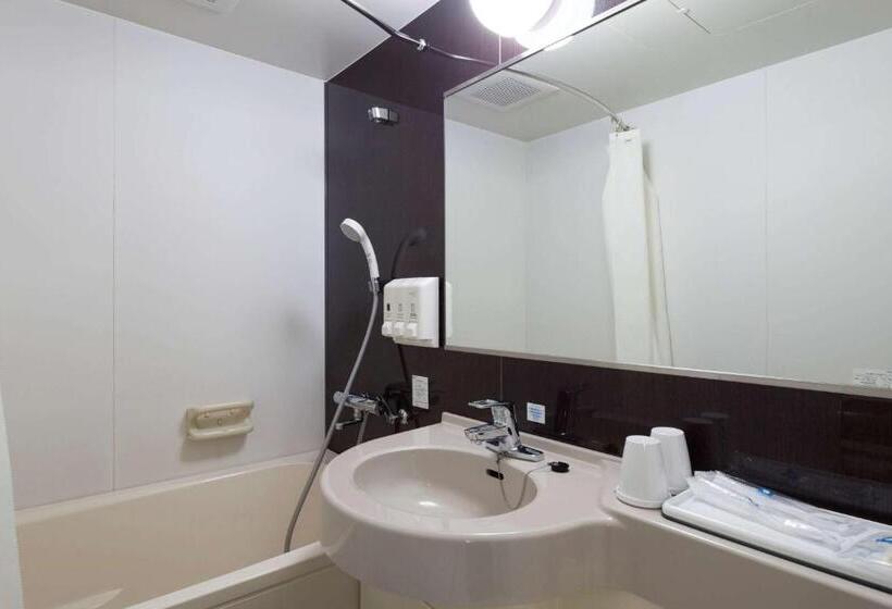 Номер Стандарт, Comfort Hotel Tsubamesanjo
