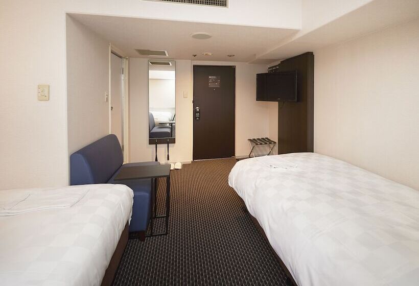 Номер Стандарт Трехместный, Consort Shin Osaka