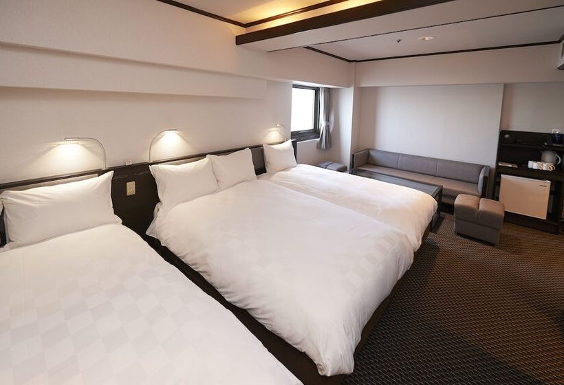 Семейный Номер, Consort Shin Osaka