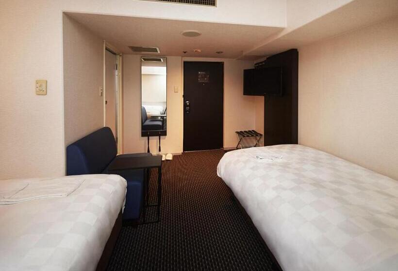 Номер Стандарт Трехместный, Consort Shin Osaka